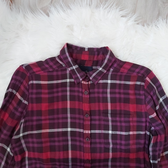 American Eagle Burgundy Plaid Button Down - Picture 4 of 9